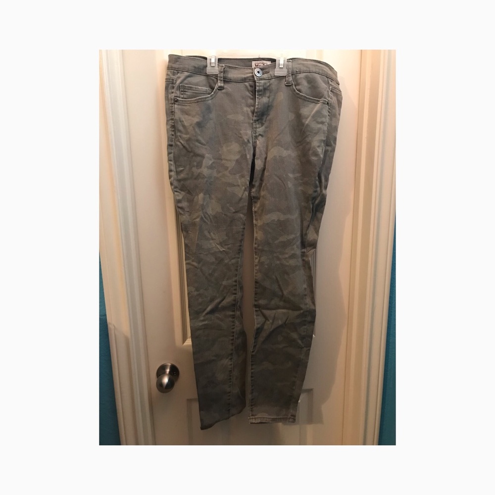 camouflage jeans
